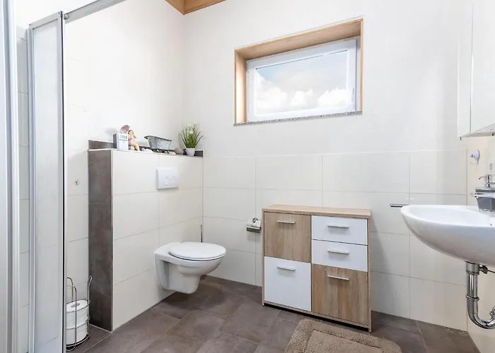 Lakeside * Hallschlag