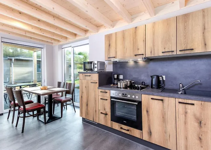 Lakeside * Hallschlag