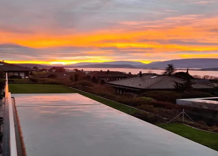 Lakeside בית נופש *