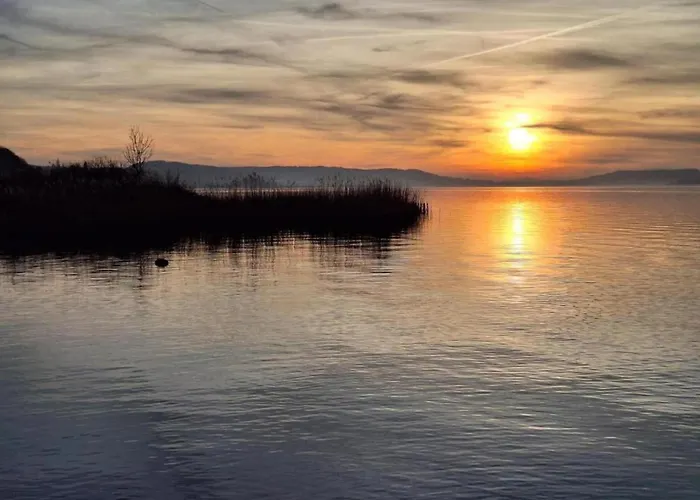 בית נופש Lakeside Hallschlag